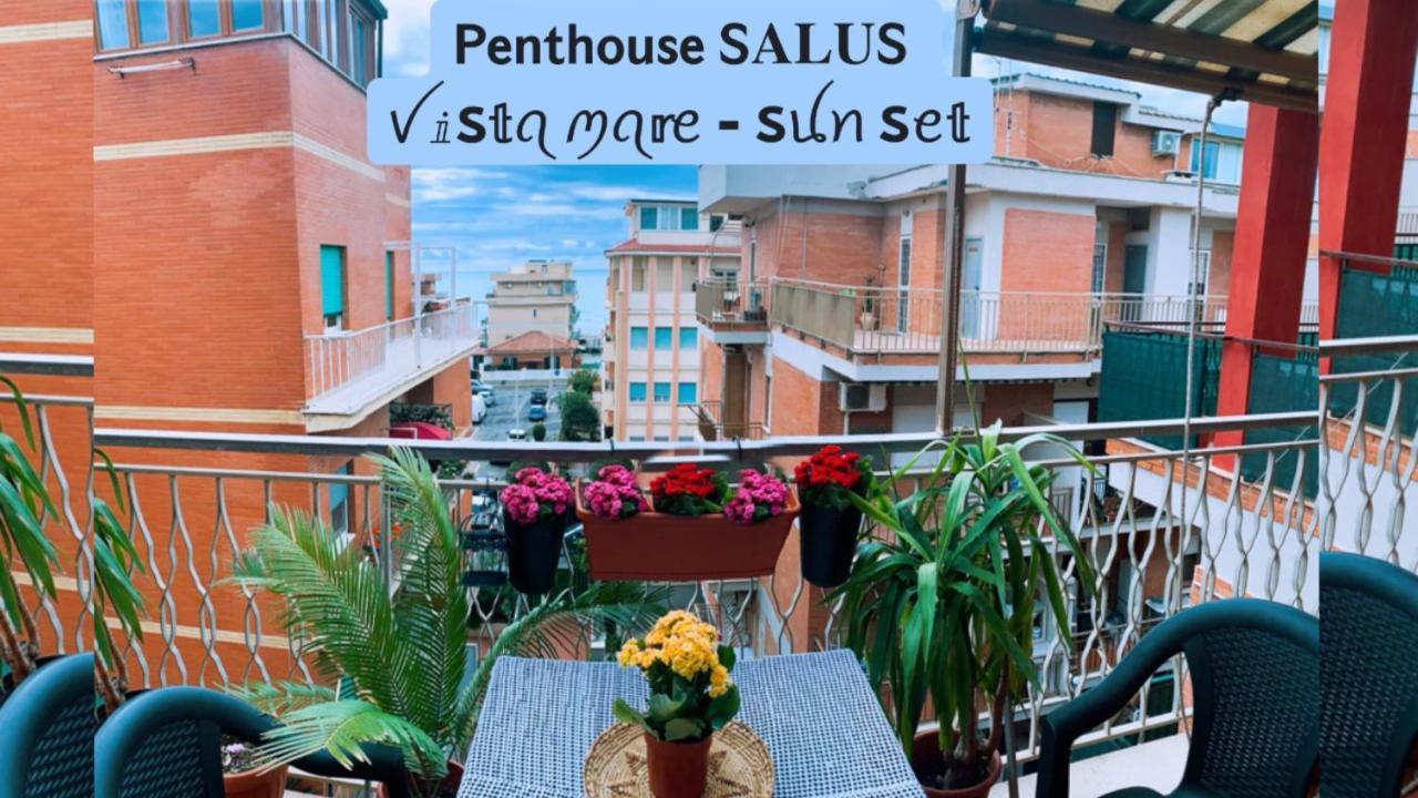 Penthouse Salus Sea View Terrace Apartment *